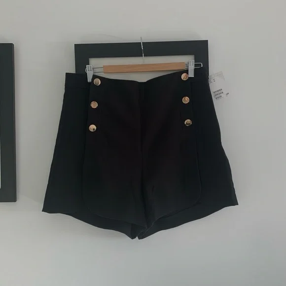 H&M Shorts Nwt Hm Black Highwaisted Shorts With Gold Buttons
